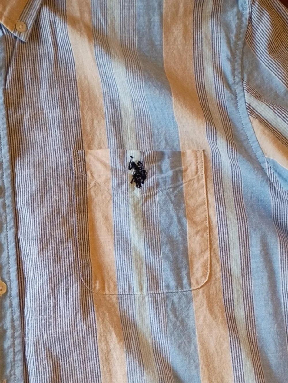 Men's Short Sleeve Button-Up Shirt - Light Blue/White Striped - Picture 4 of 6